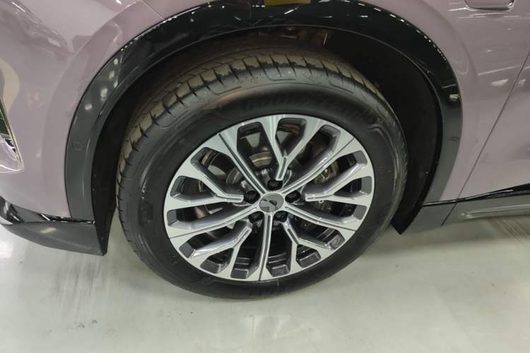 Used Nio EC6 2025 75 kWh Left Front Wheel Hub