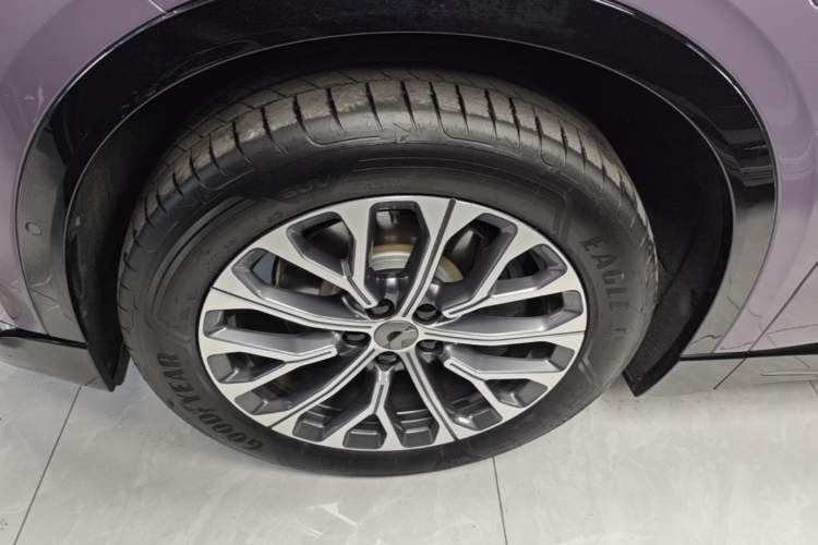 Used Nio EC6 2025 75 kWh Left Front Wheel Hub