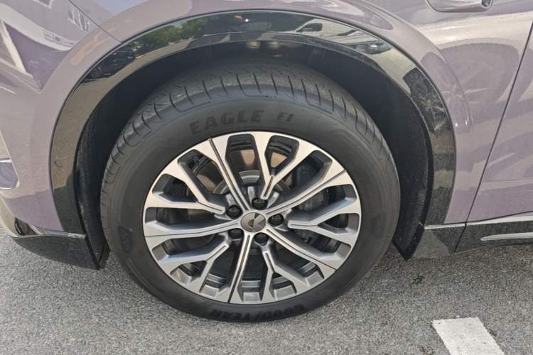 Used Nio EC6 2025 75 kWh Left Front Wheel Hub