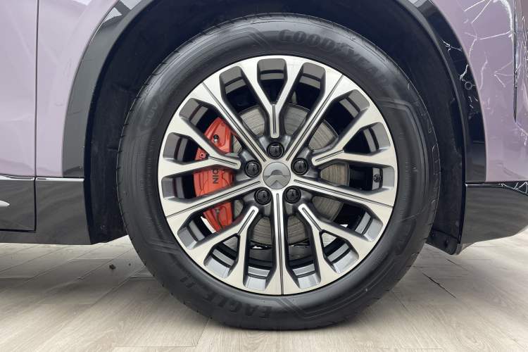 Used Nio EC6 2025 100 kWh Left Front Wheel Hub