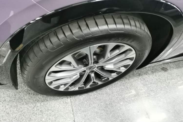 Used Nio EC6 2025 75 kWh Left Front Wheel Hub