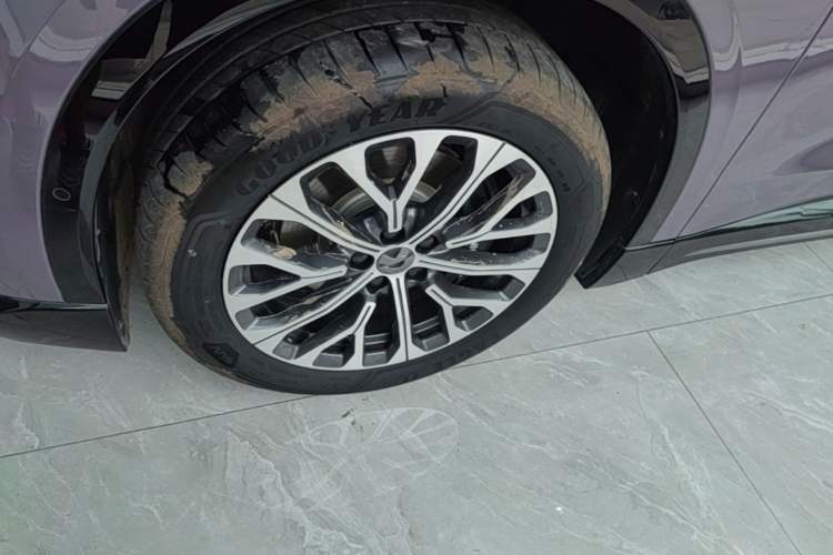 Used Nio EC6 2025 75 kWh Left Front Wheel Hub