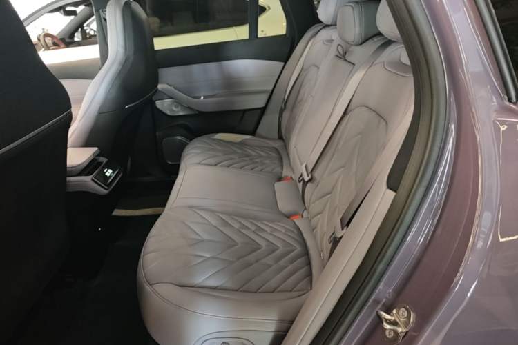 Used Nio EC6 2025 75 kWh Left Rear Seat