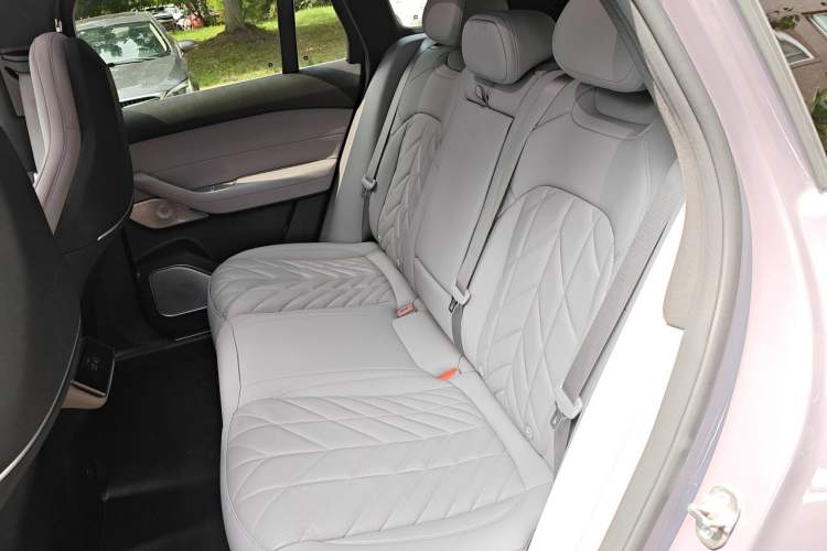 Used Nio EC6 2025 75 kWh Left Rear Seat