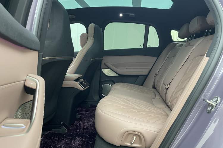 Used Nio EC6 2025 100 kWh Left Rear Seat