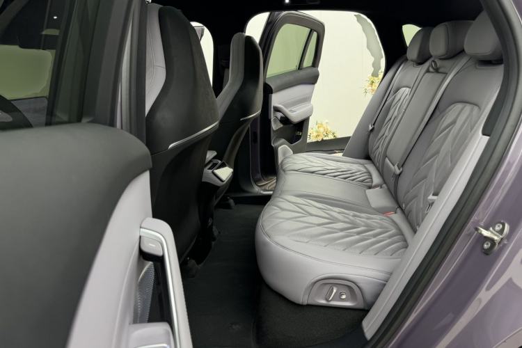 Used Nio EC6 2025 75 kWh Left Rear Seat