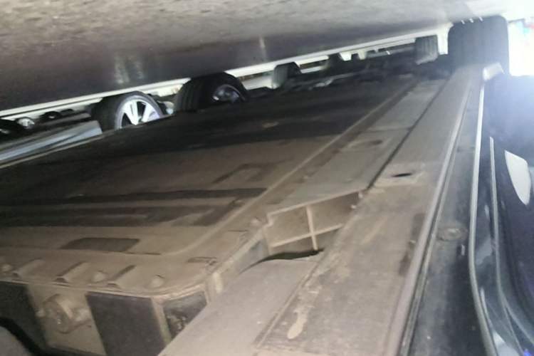 Used Nio EC6 2025 75 kWh Left Side Sill