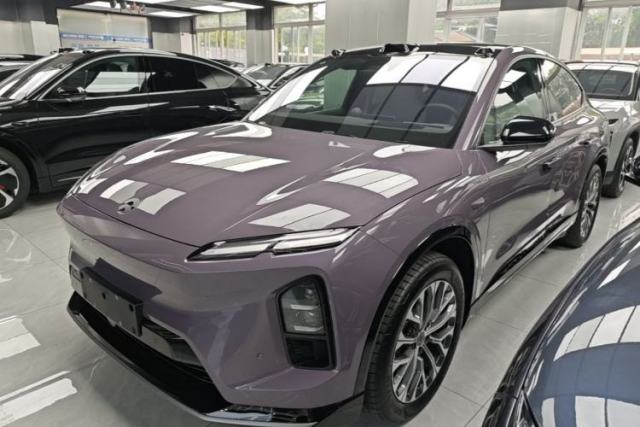 Used Nio EC6 2025 75 kWh