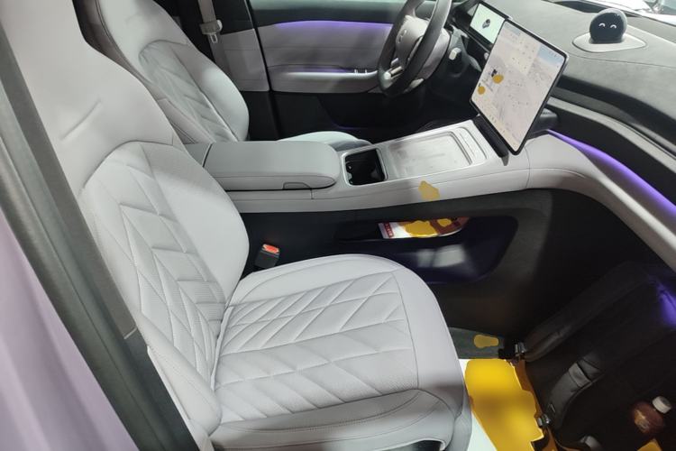 Used Nio EC6 2025 100 kWh Right Front Seat