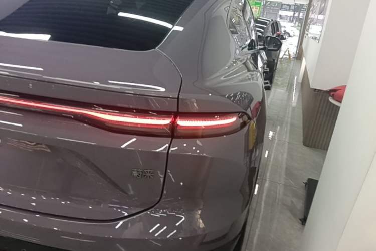 Used Nio EC6 2025 75 kWh Right Rear Taillight