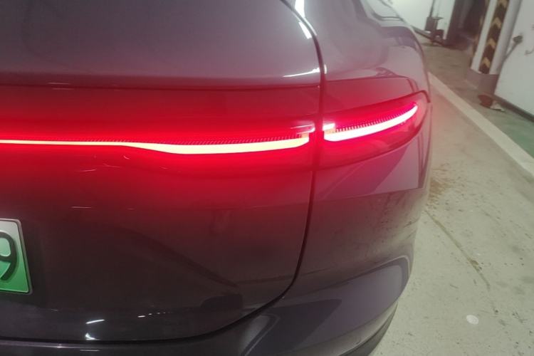 Used Nio EC6 2025 75 kWh Right Rear Taillight