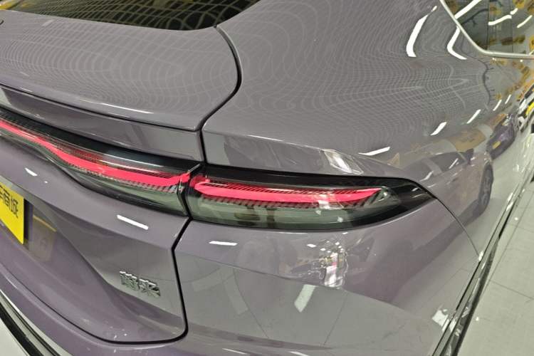 Used Nio EC6 2025 75 kWh Right Rear Taillight
