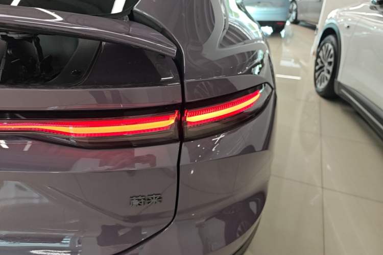 Used Nio EC6 2025 75 kWh Right Rear Taillight