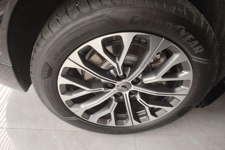 Used Nio EC6 2025 75 kWh Right Rear Wheel Hub