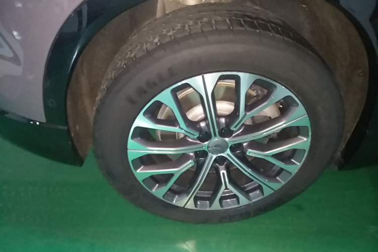 Used Nio EC6 2025 75 kWh Right Rear Wheel Hub