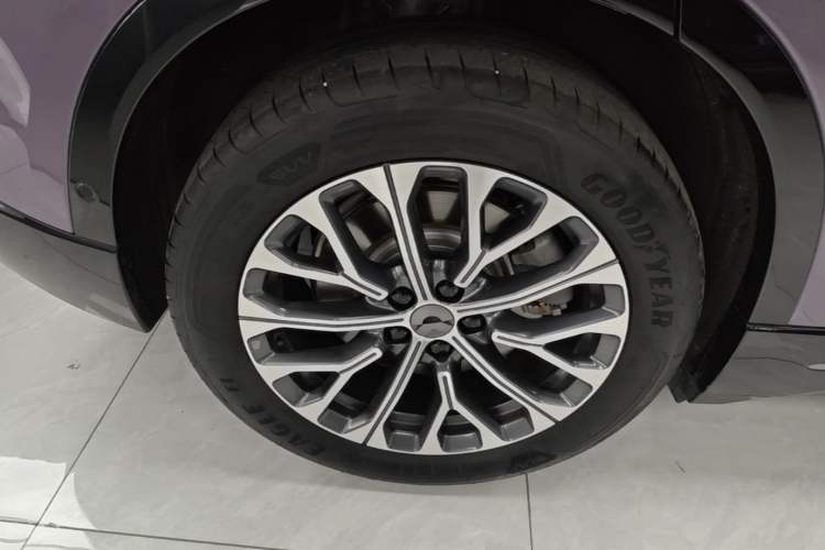 Used Nio EC6 2025 75 kWh Right Rear Wheel Hub