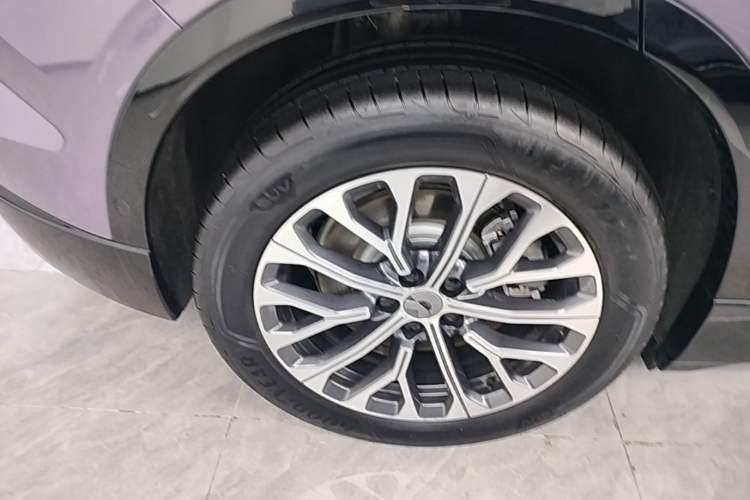 Used Nio EC6 2025 75 kWh Right Rear Wheel Hub