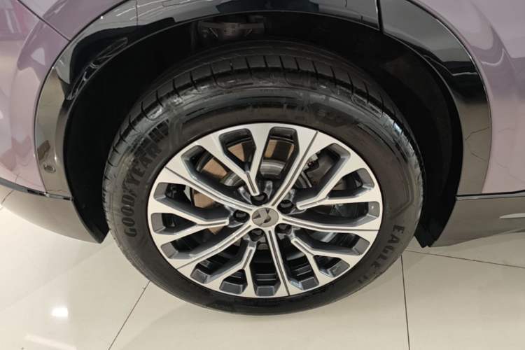 Used Nio EC6 2025 75 kWh Right Rear Wheel Hub