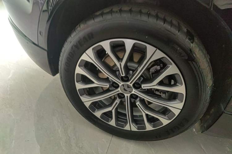 Used Nio EC6 2025 75 kWh Right Rear Wheel Hub