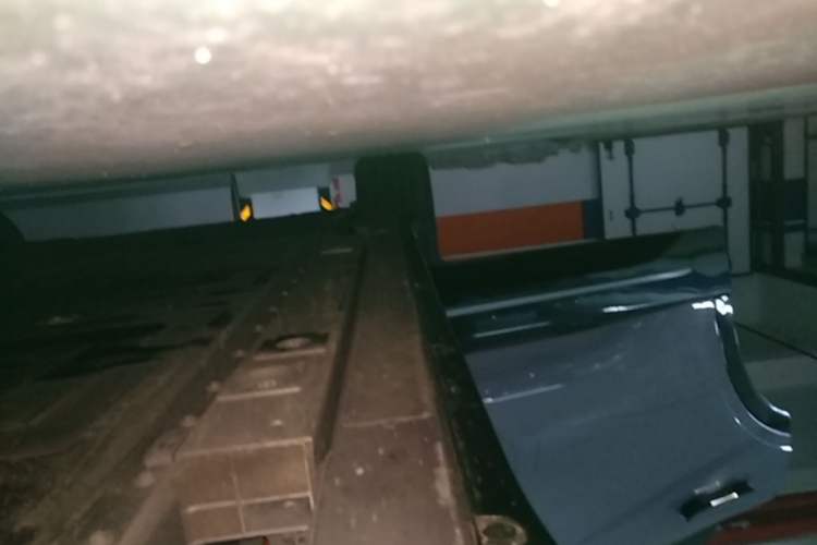 Used Nio EC6 2025 75 kWh Right Side Sill