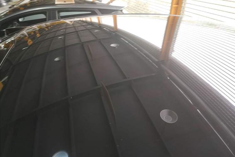 Used Nio EC6 2025 75 kWh Roof