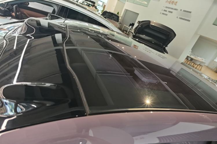 Used Nio EC6 2025 75 kWh Roof