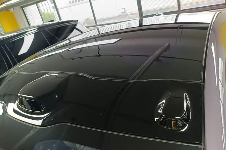 Used Nio EC6 2025 75 kWh Roof