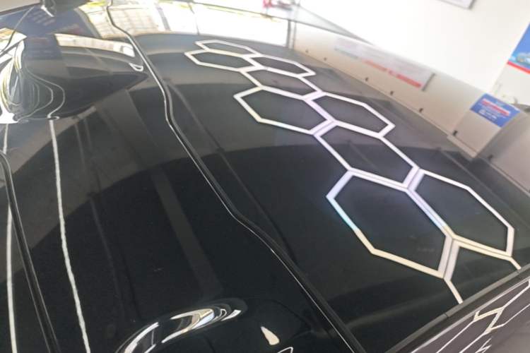 Used Nio EC6 2025 75 kWh Roof