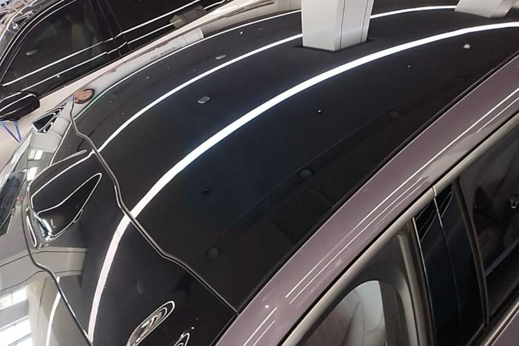 Used Nio EC6 2025 75 kWh Roof