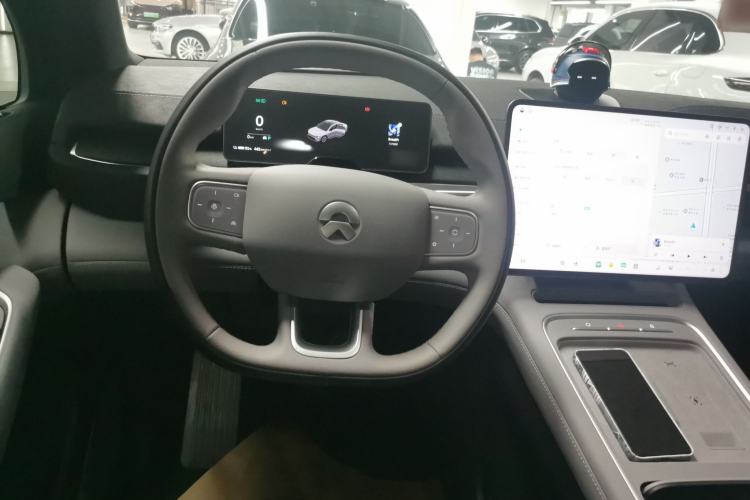 Used Nio EC6 2025 75 kWh Steering Wheel