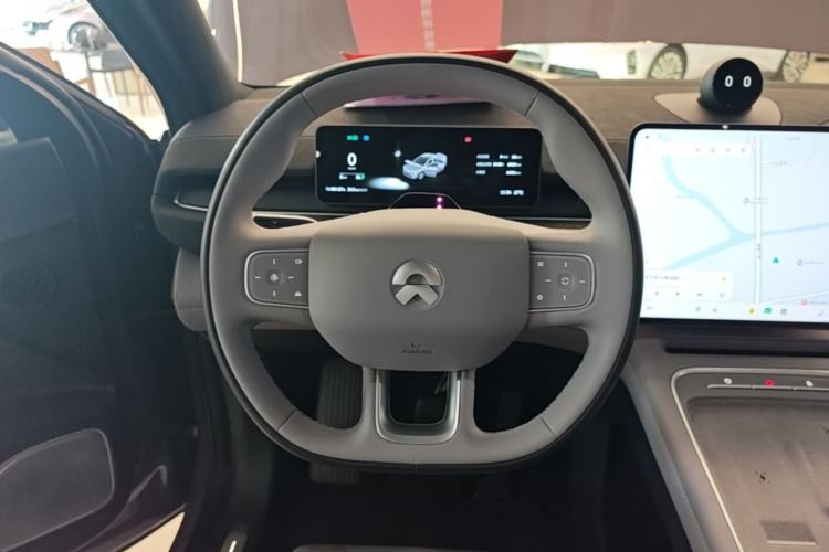 Used Nio EC6 2025 75 kWh Steering Wheel