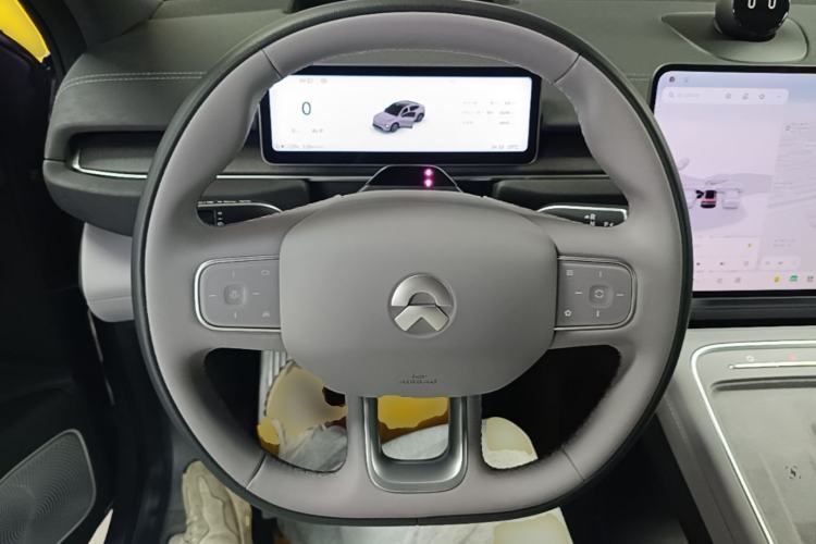 Used Nio EC6 2025 75 kWh Steering Wheel