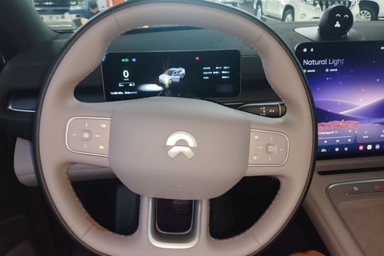 Used Nio EC6 2025 75 kWh Steering Wheel