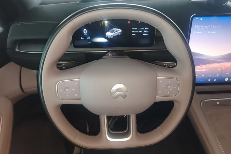 Used Nio EC6 2025 75 kWh Steering Wheel