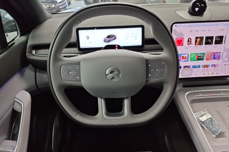 Used Nio EC6 2025 75 kWh Steering Wheel