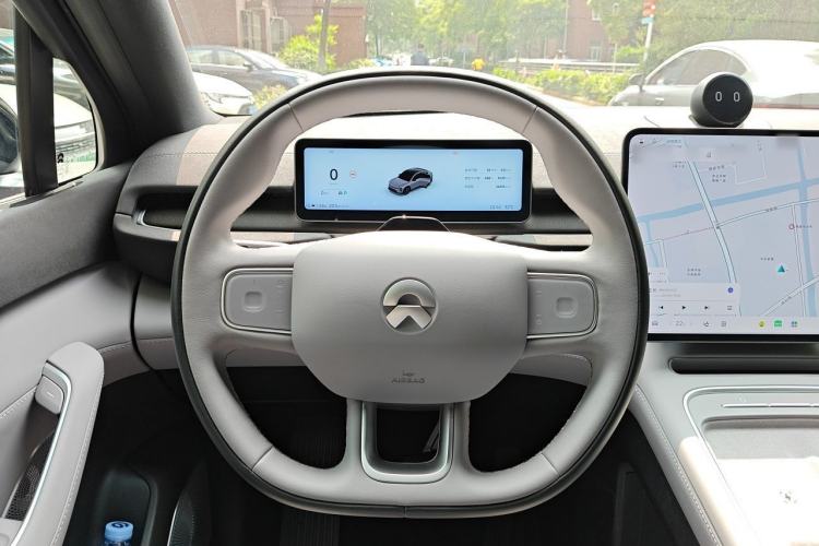 Used Nio EC6 2025 75 kWh Steering Wheel