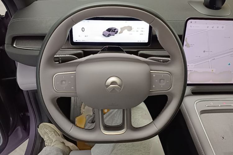 Used Nio EC6 2025 75 kWh Steering Wheel