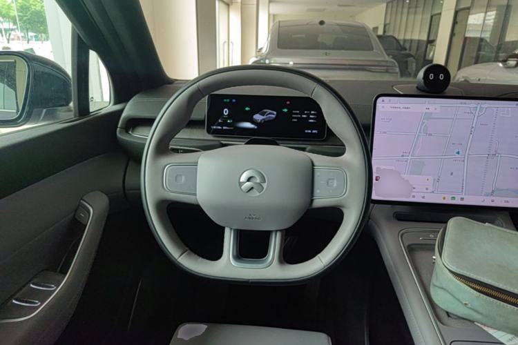 Used Nio EC6 2025 75 kWh Steering Wheel