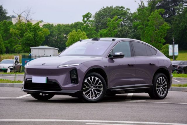 Used Nio EC6 2025 75 kWh