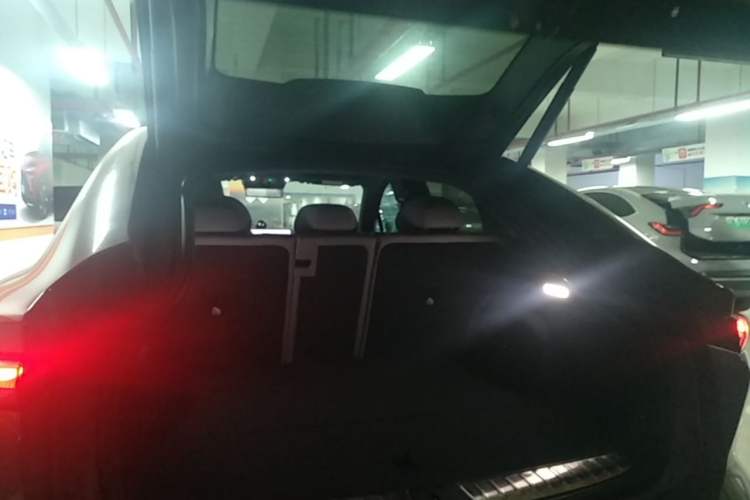 Used Nio EC6 2025 75 kWh Trunk
