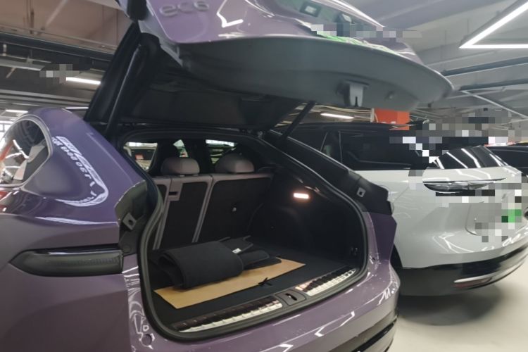 Used Nio EC6 2025 75 kWh Trunk