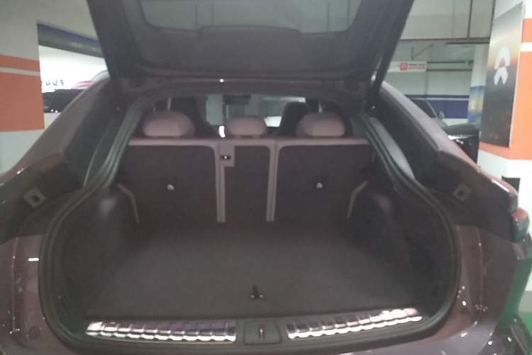 Used Nio EC6 2025 75 kWh Trunk