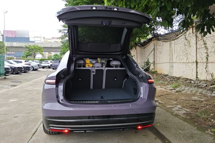 Used Nio EC6 2025 75 kWh Trunk