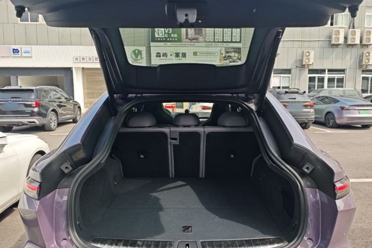 Used Nio EC6 2025 75 kWh Trunk