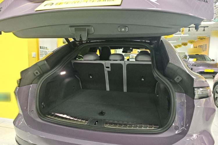 Used Nio EC6 2025 75 kWh Trunk