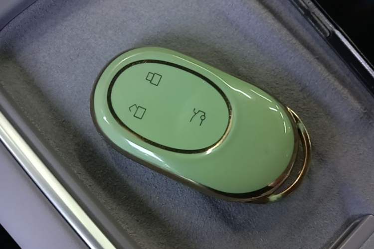 Used Nio EC6 2025 75 kWh Vehicle Key
