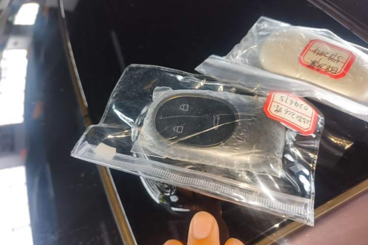 Used Nio EC6 2025 75 kWh Vehicle Key