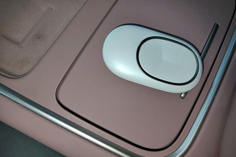 Used Nio EC6 2025 100 kWh Vehicle Key