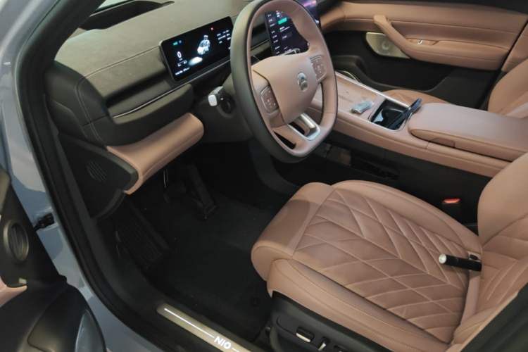 Used Nio EC6 2025 75 kWh Driver Seat