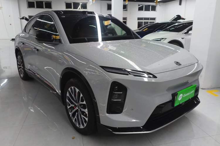 Used Nio EC6 2025 75 kWh Exterior 1